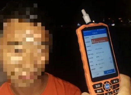 妻子把車鑰匙藏起來，也攔不住男子酒駕......